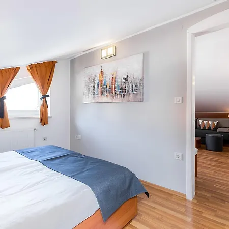 Nada 4* ロヴラン