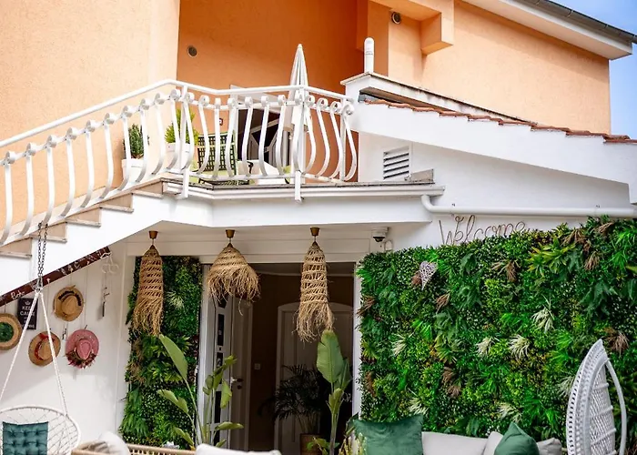 Affittacamere Nada 4*