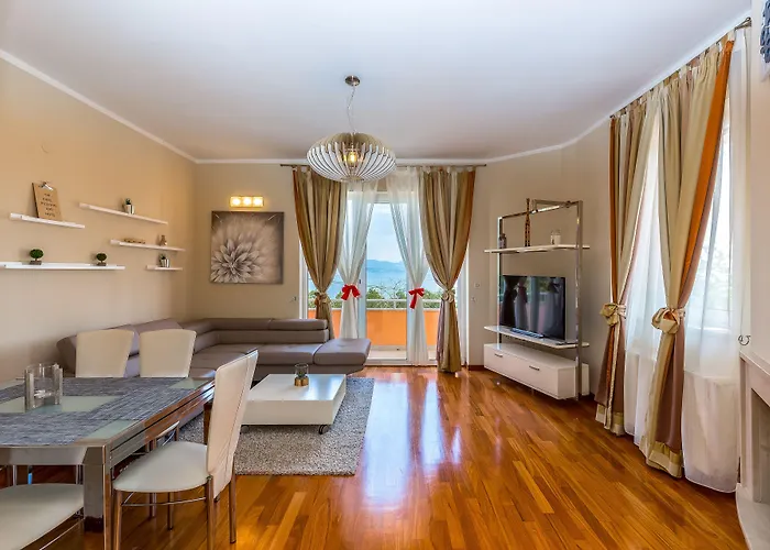 Nada Konukevi Lovran