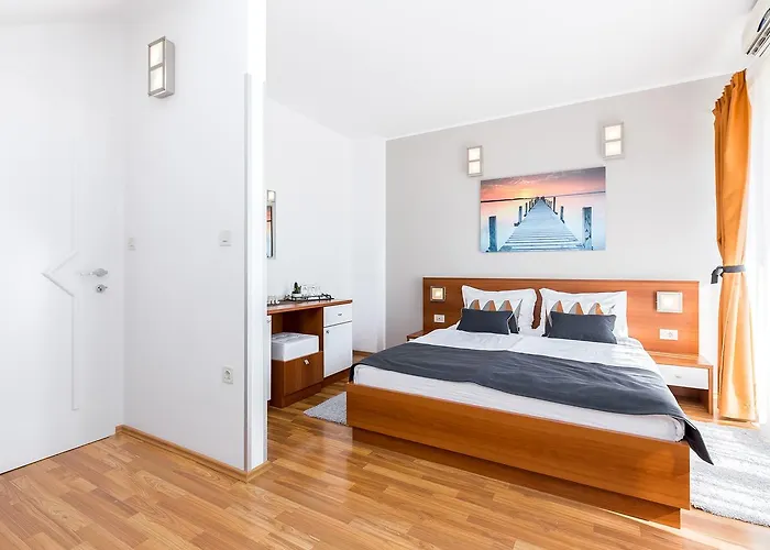 纳达别墅旅馆 洛夫兰