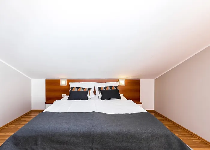 Nada Konukevi Lovran